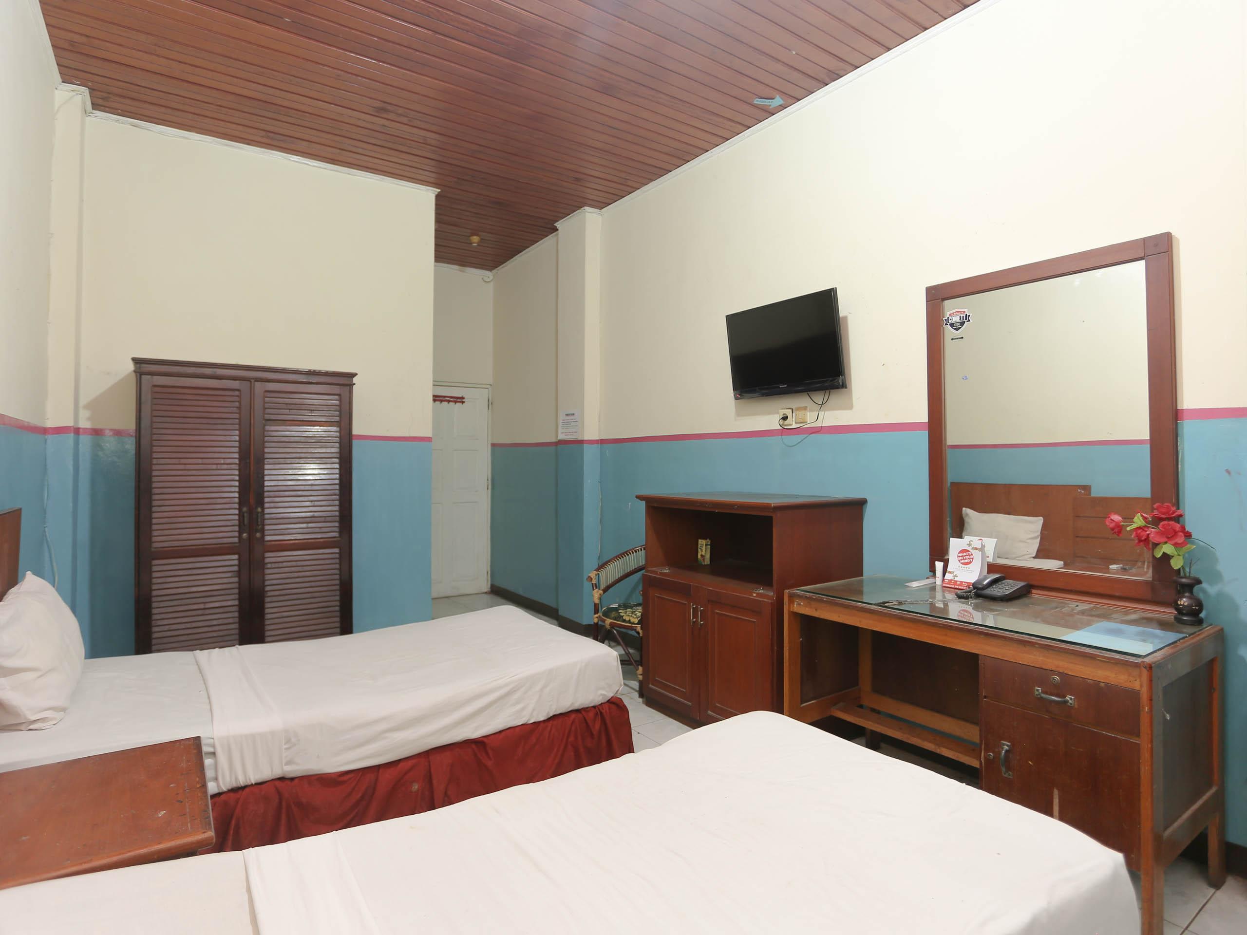 Urbanview Hotel Kharisma Banjarmasin バンジ ャ ルマシン エクステリア 写真