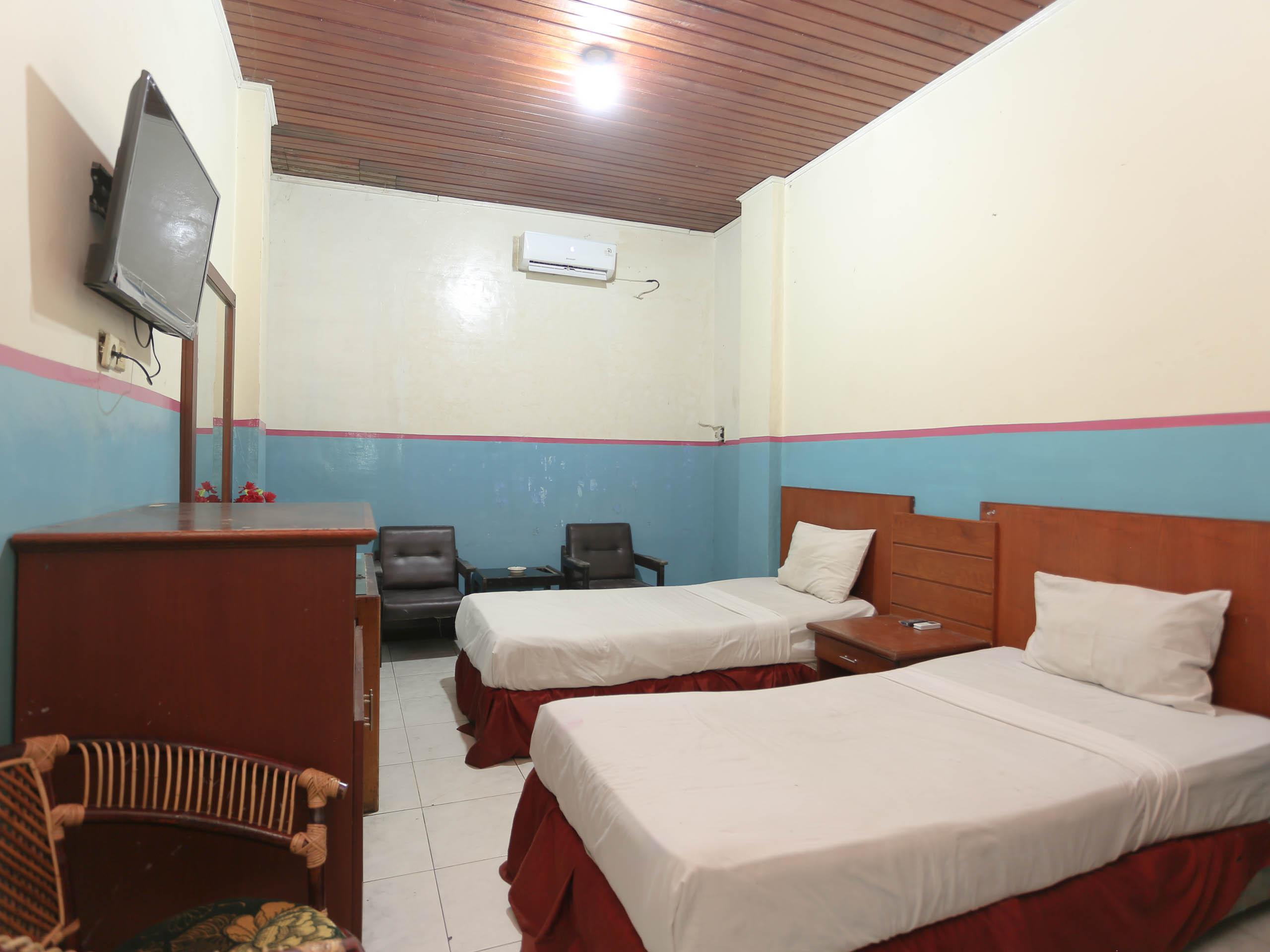 Urbanview Hotel Kharisma Banjarmasin バンジ ャ ルマシン エクステリア 写真