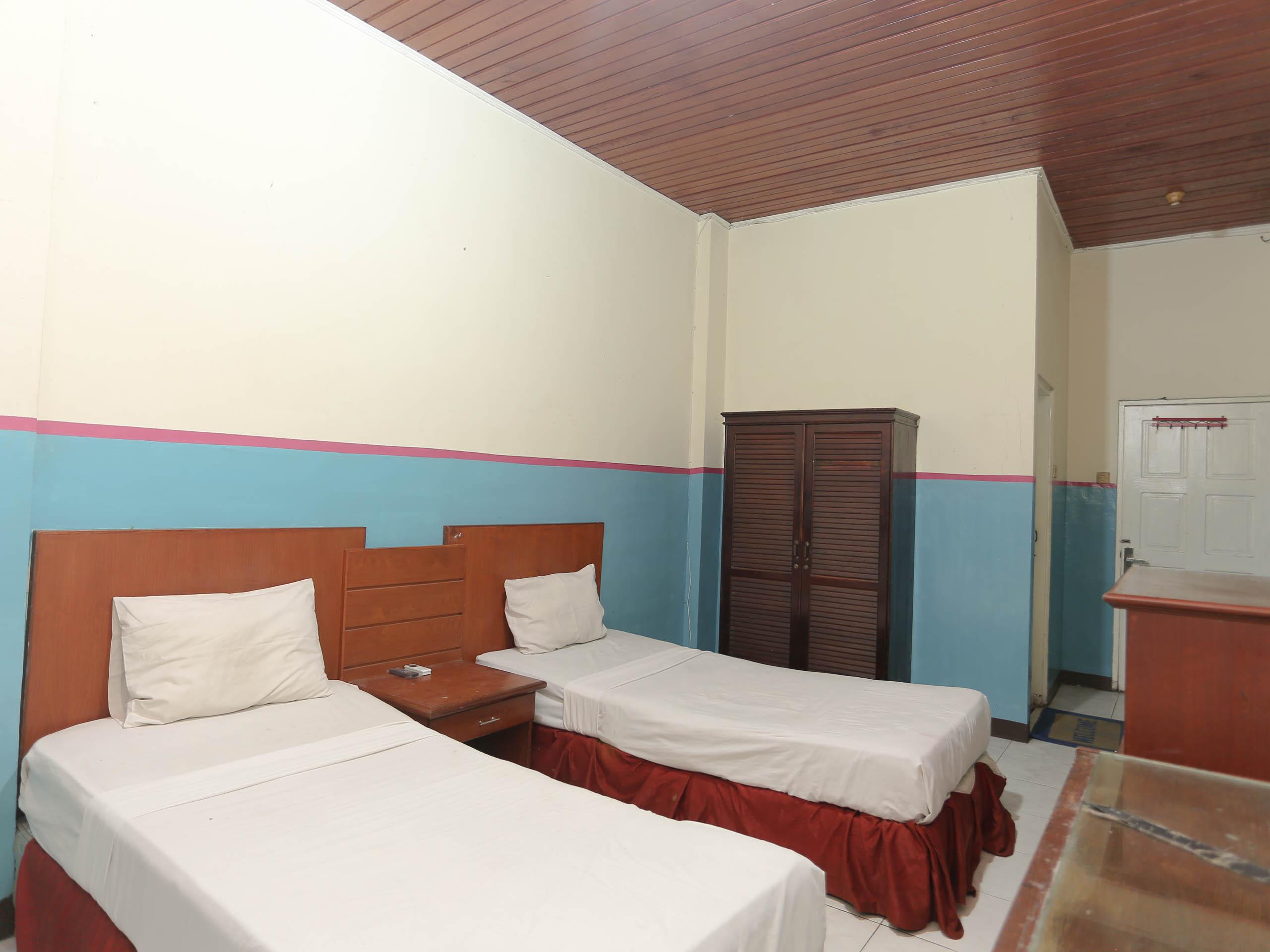 Urbanview Hotel Kharisma Banjarmasin バンジ ャ ルマシン エクステリア 写真