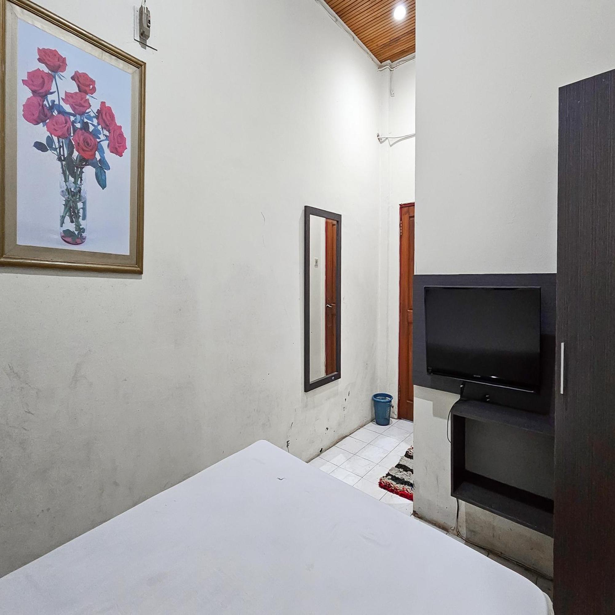 Urbanview Hotel Kharisma Banjarmasin バンジ ャ ルマシン エクステリア 写真