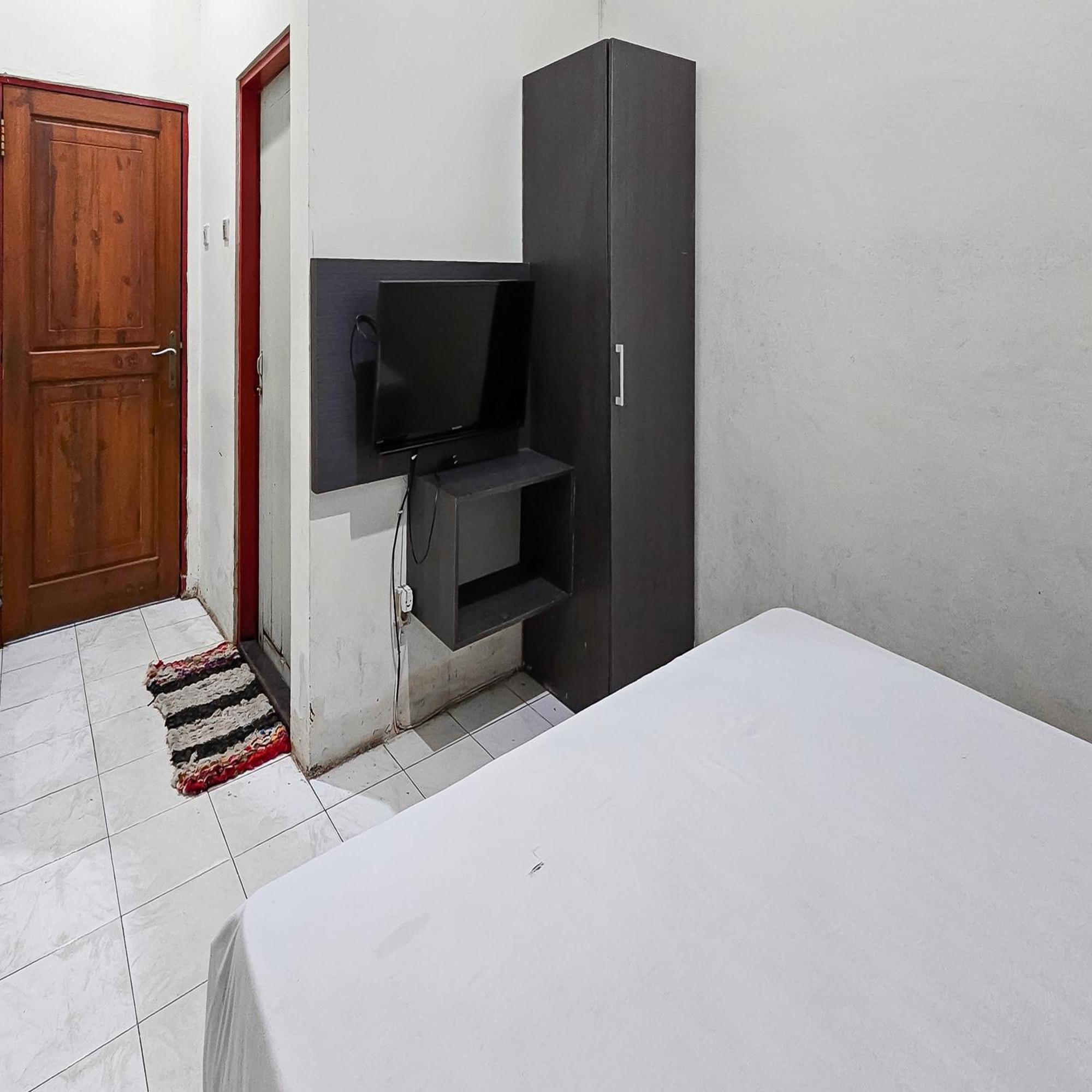 Urbanview Hotel Kharisma Banjarmasin バンジ ャ ルマシン エクステリア 写真